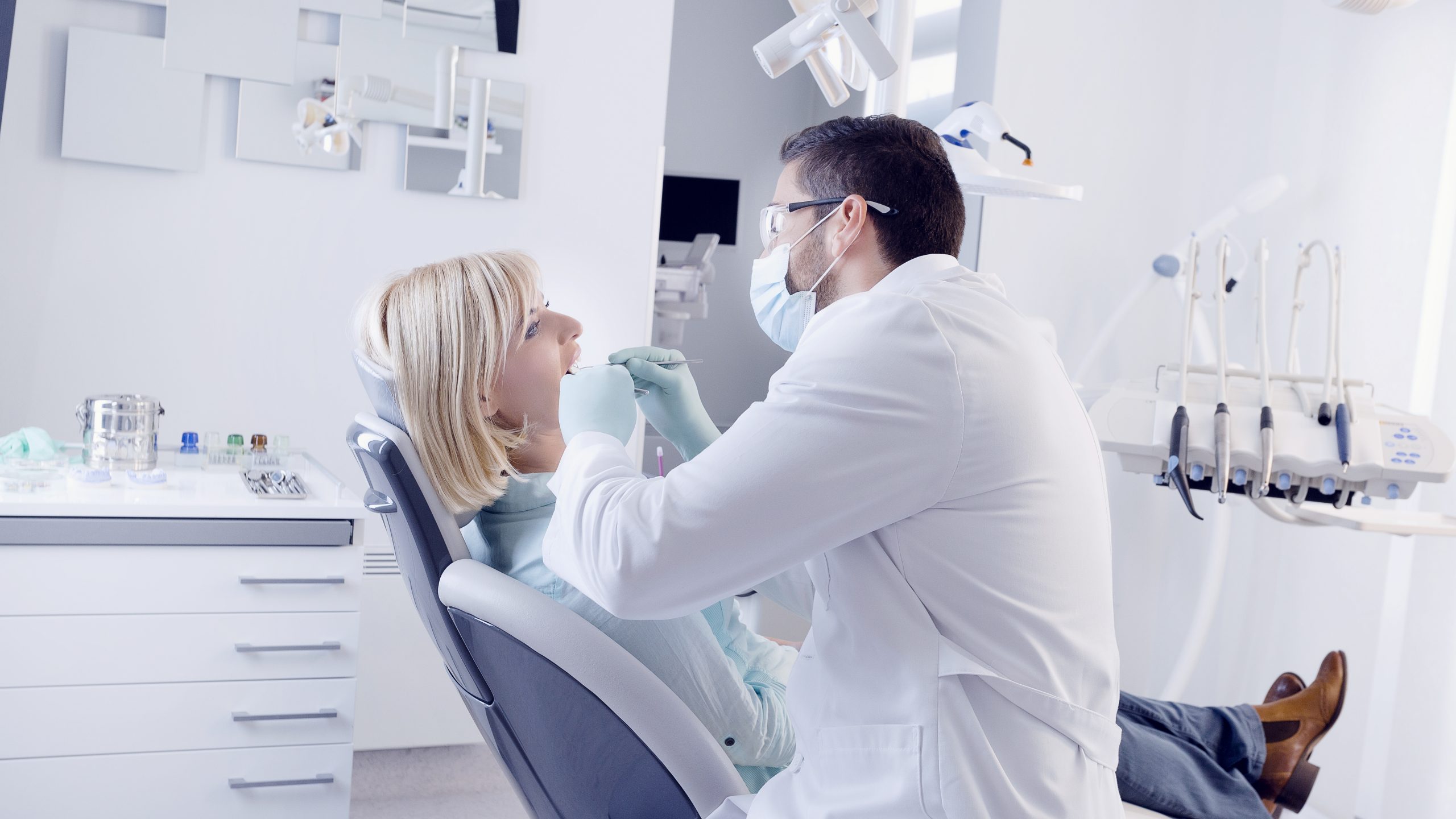 Dentist in Moosup, CT